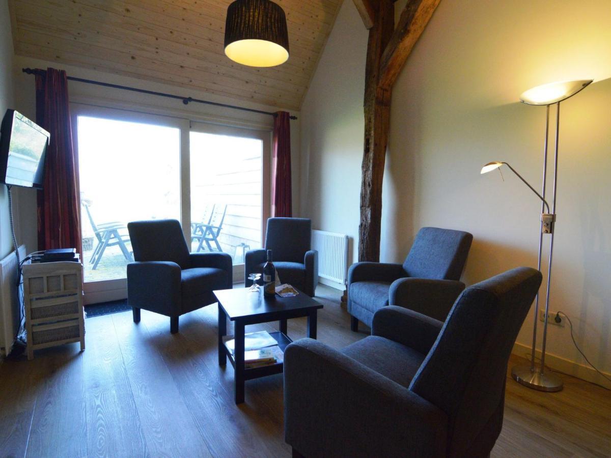 Staying In A Thatched Barn With Box Bed Beautiful View Region Achterhoek Geesteren  Bagian luar foto